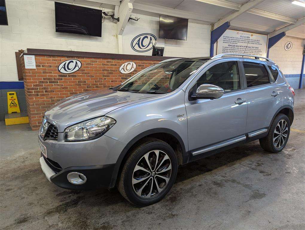 <p>2013 NISSAN QASHQAI N-TEC + DCI</p>