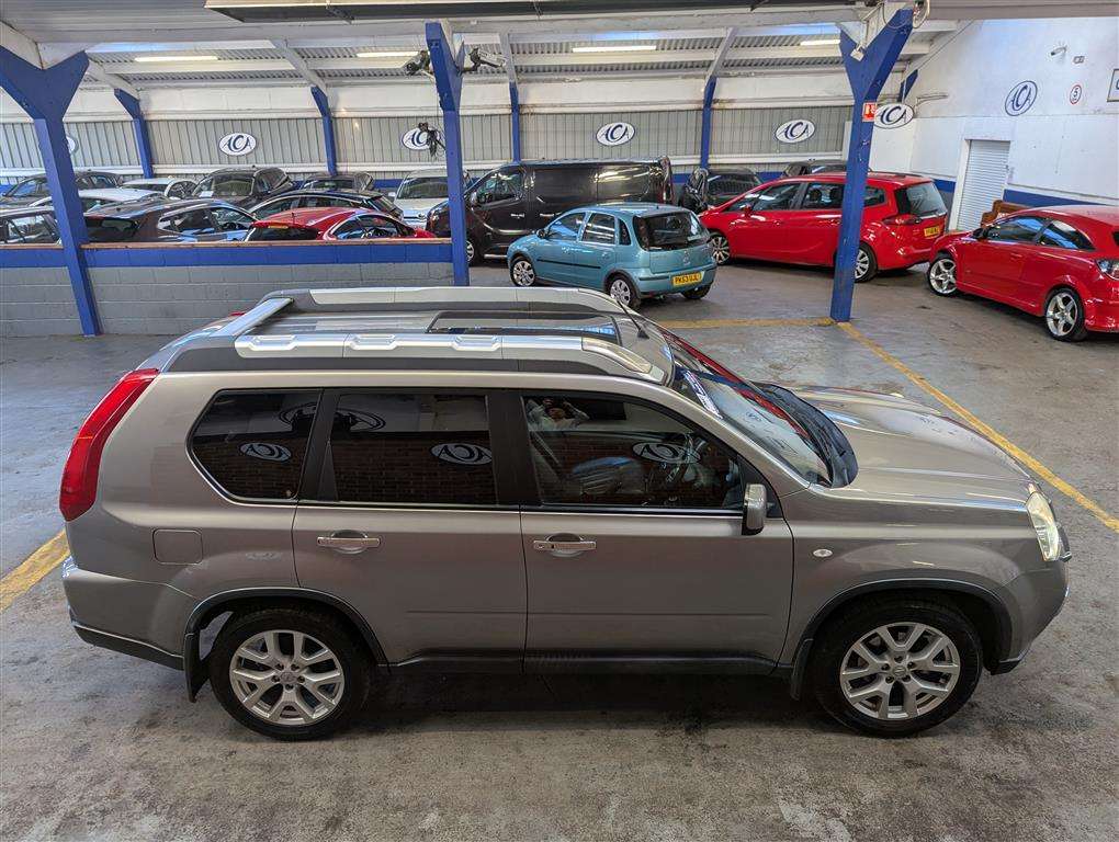 <p>2011 NISSAN X-TRAIL TEKNA DCI</p>