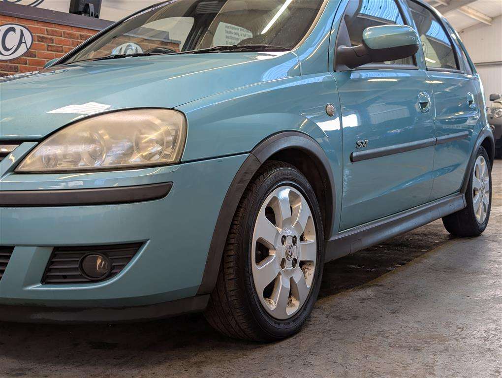 <p>2003 VAUXHALL CORSA SXI 16V</p>