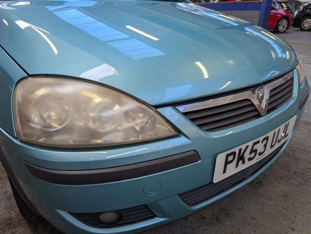 <p>2003 VAUXHALL CORSA SXI 16V</p>