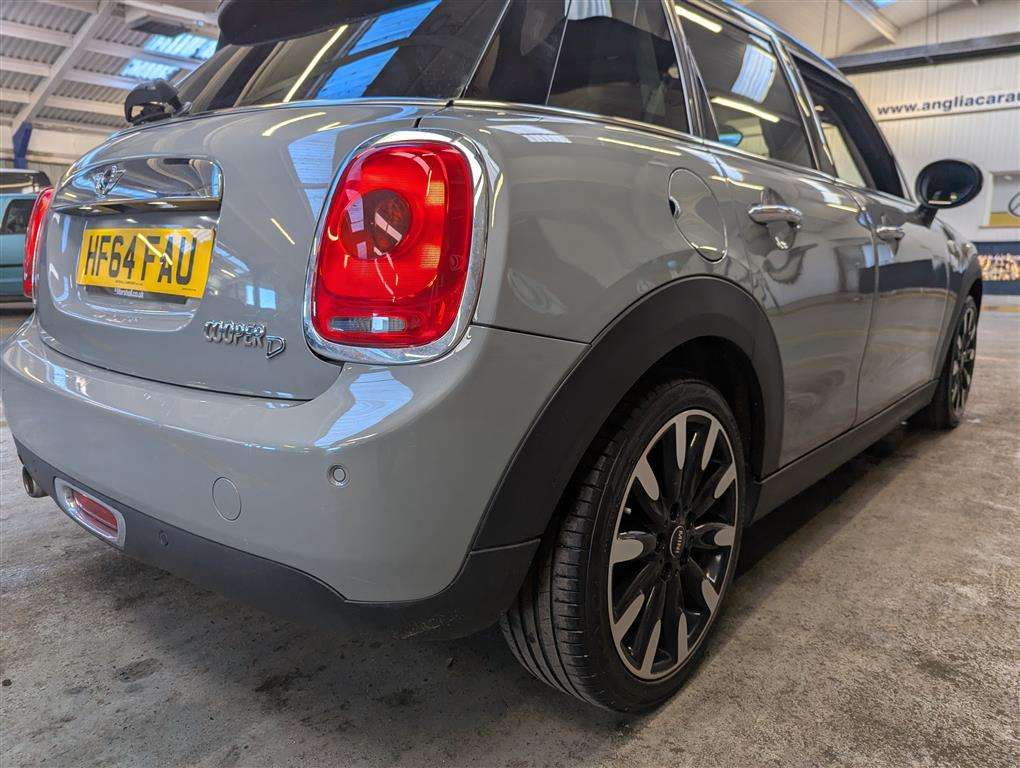 <p>2014 MINI COOPER D AUTO</p>