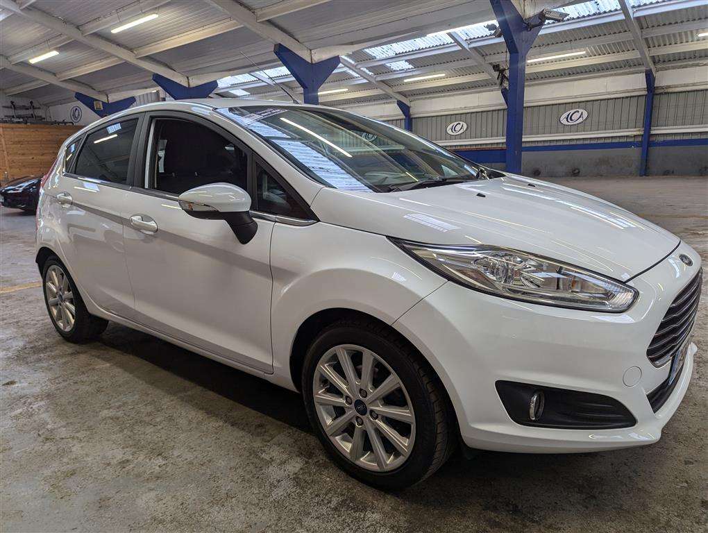 <p>2016 FORD FIESTA ** SOLD</p>