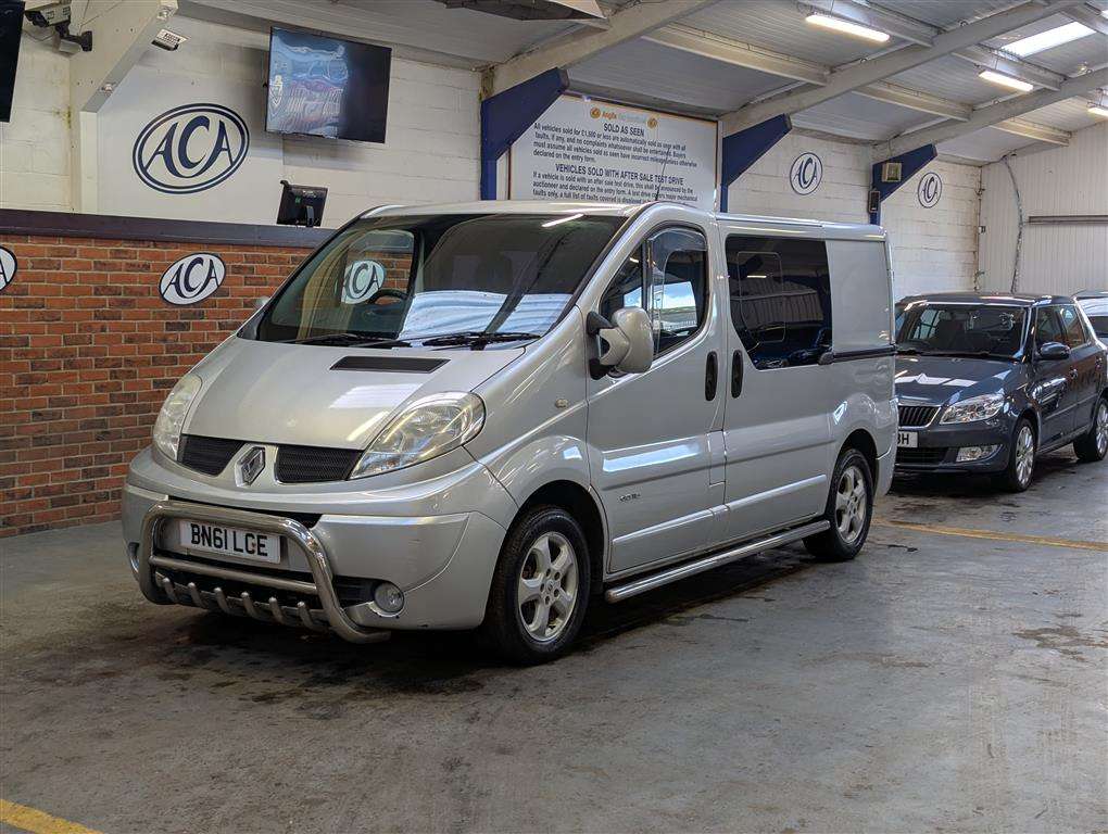 <p>2011 RENAULT TRAFIC SL27 SPORT DCI 115</p>