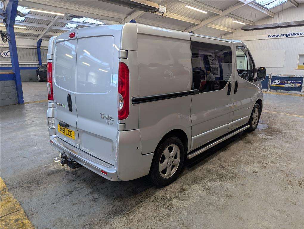 <p>2011 RENAULT TRAFIC SL27 SPORT DCI 115</p>