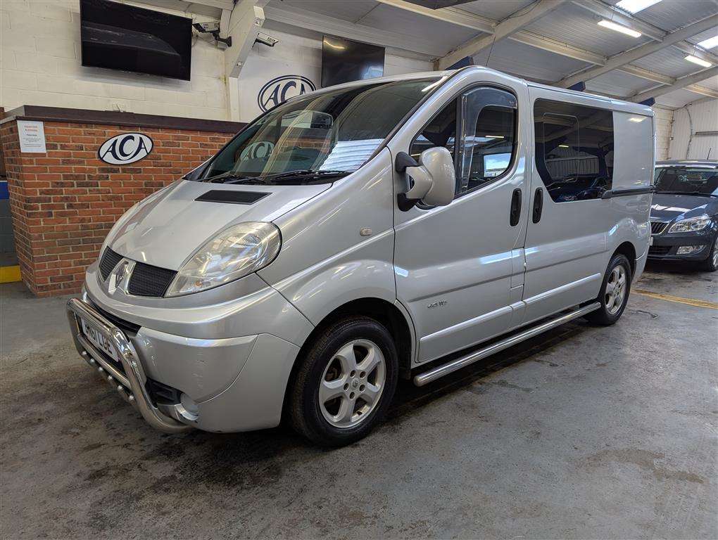 <p>2011 RENAULT TRAFIC SL27 SPORT DCI 115</p>