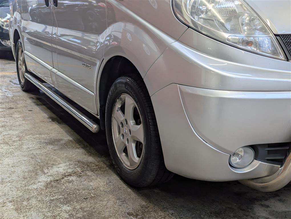 <p>2011 RENAULT TRAFIC SL27 SPORT DCI 115</p>