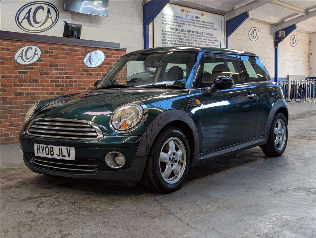 <p>2008 MINI ONE</p>