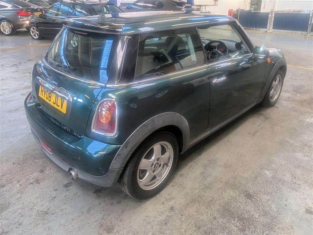 <p>2008 MINI ONE</p>