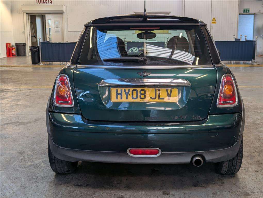 <p>2008 MINI ONE</p>