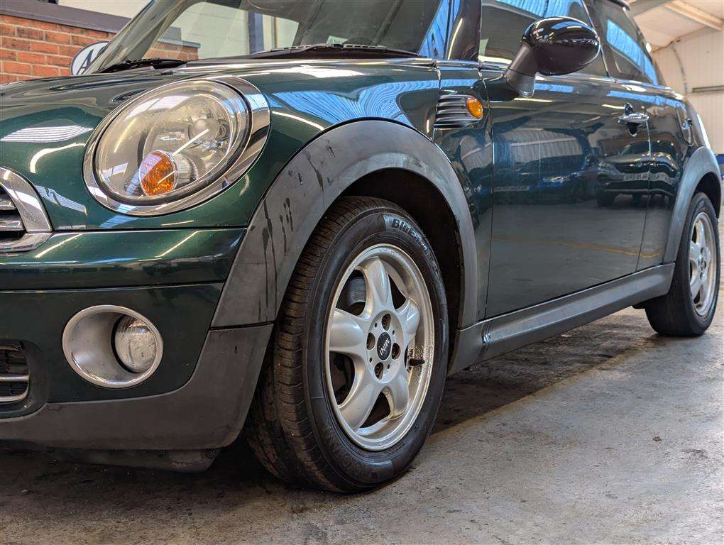 <p>2008 MINI ONE</p>