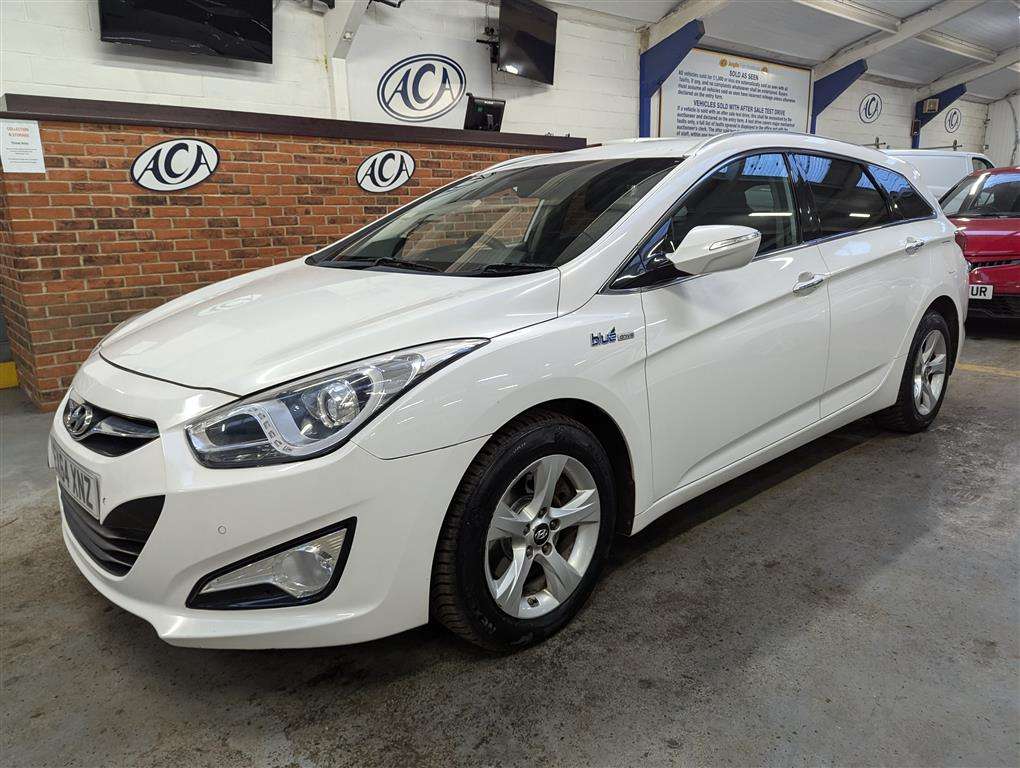 <p>2014 HYUNDAI I40 STYLE BLUE DRIVE CRDI</p>