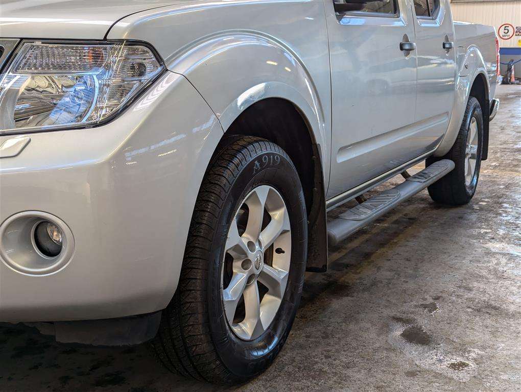 <p>2014 NISSAN NAVARA TEKNA DCI AUTO</p>