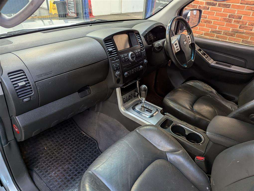 <p>2014 NISSAN NAVARA TEKNA DCI AUTO</p>