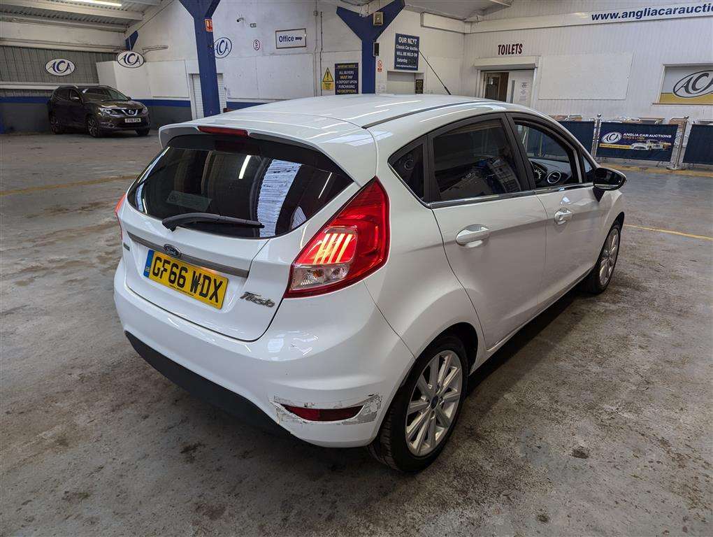 <p>2016 FORD FIESTA ** SOLD</p>