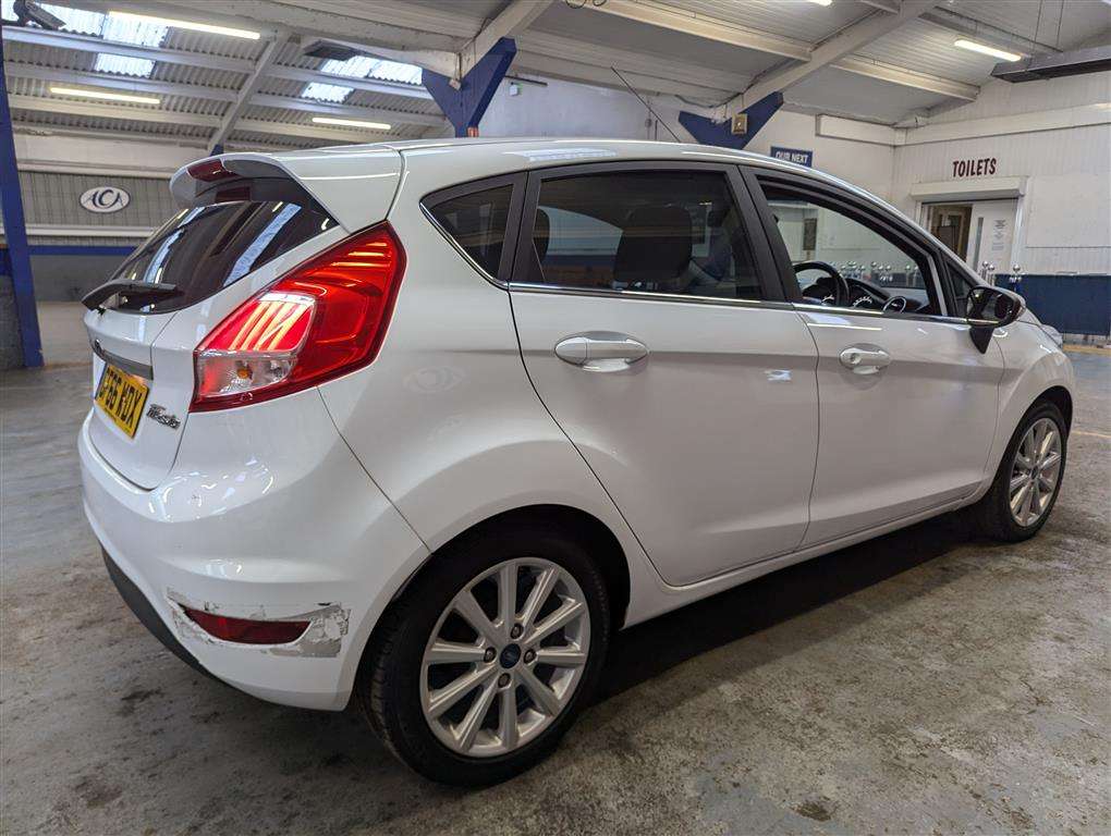 <p>2016 FORD FIESTA ** SOLD</p>