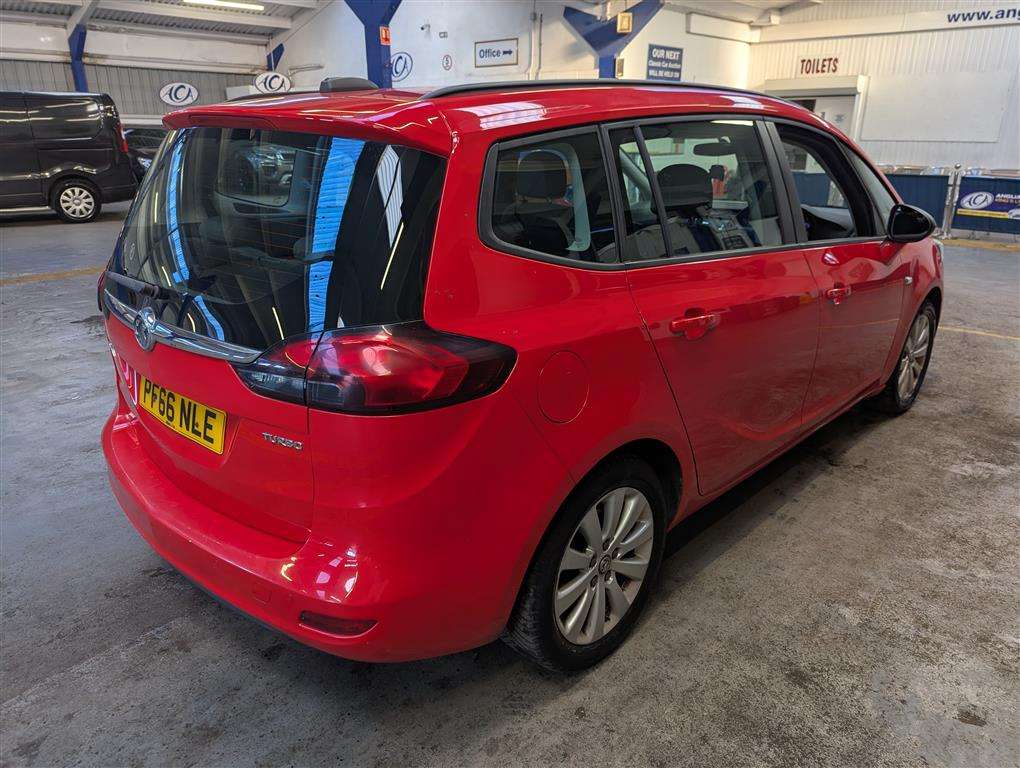 <p>2016 VAUXHALL ZAFIRA TOURER DESIGN TURB</p>