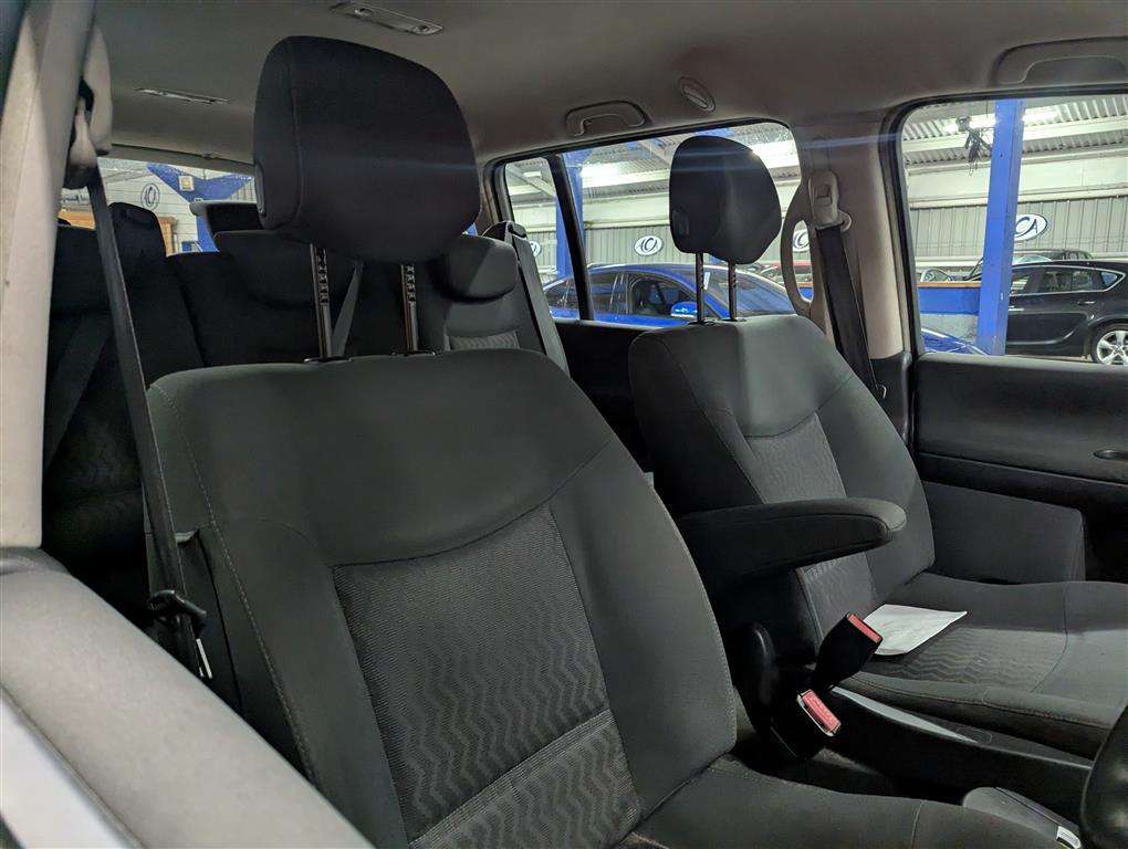 <p>2009 RENAULT ESPACE TEAM DCI 130</p>