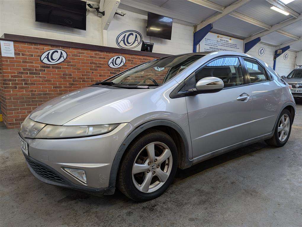 <p>2009 HONDA CIVIC ES I-CTDI</p>