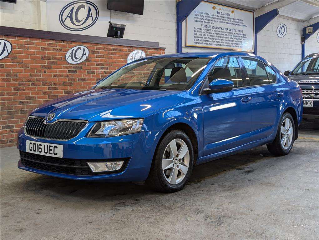 <p>2016 SKODA OCTAVIA SE TSI S-A</p>