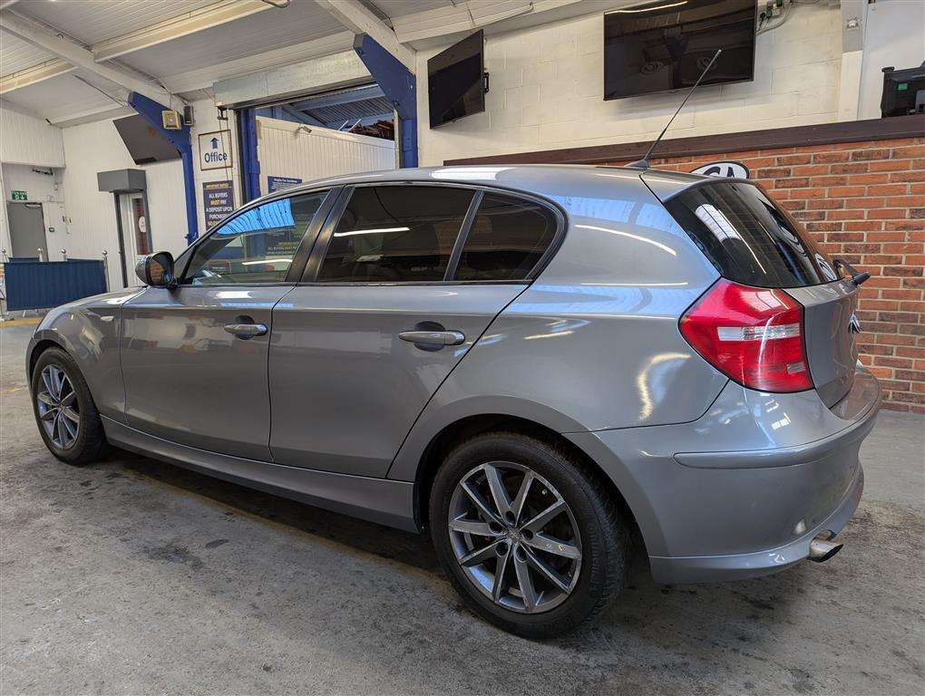 <p>2010 BMW 118D ES</p>