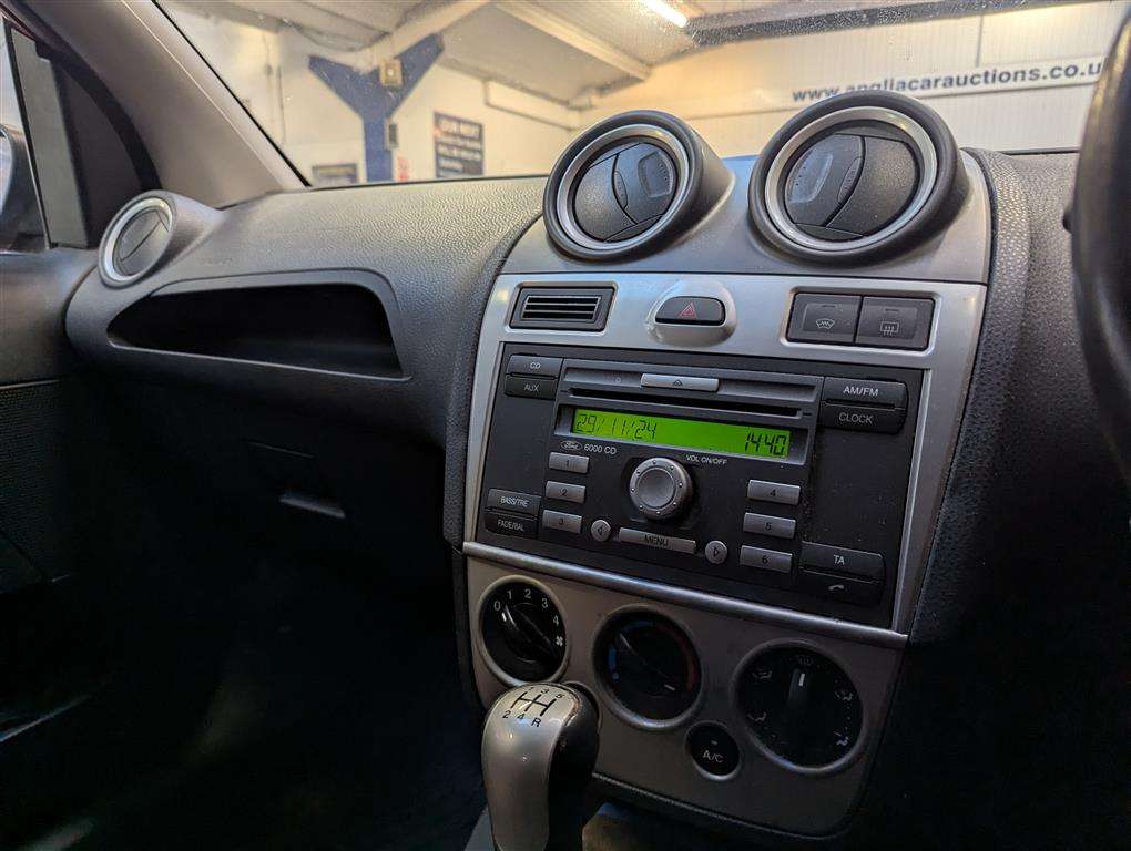 <p>2008 FORD FIESTA ZETEC CLIMATE</p>