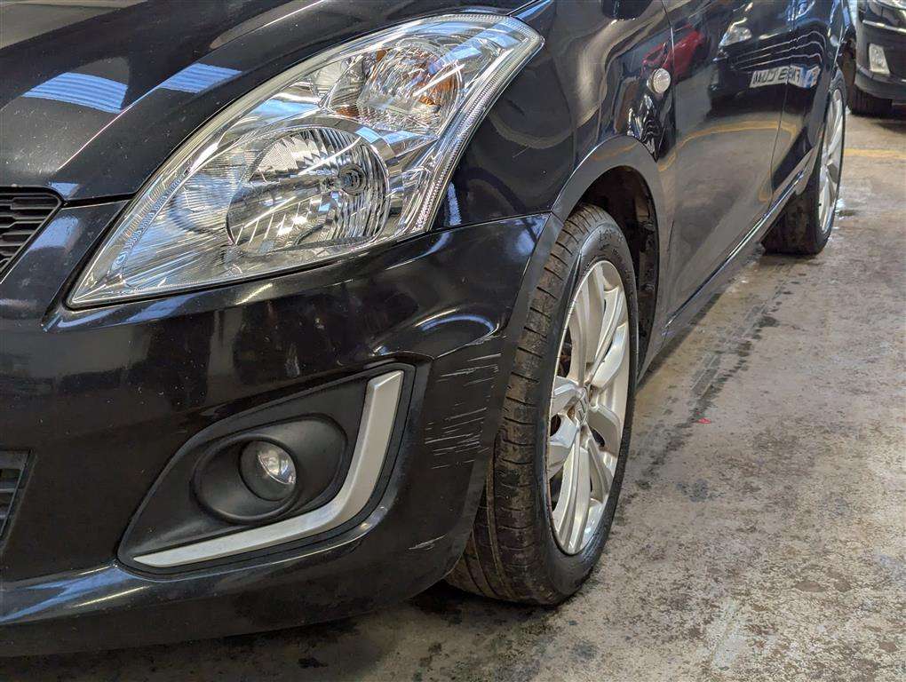 <p>2014 SUZUKI SWIFT SZ3</p>