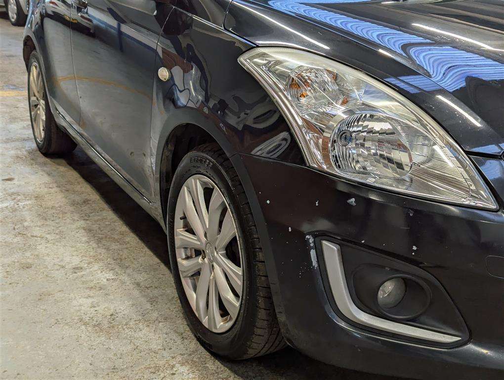 <p>2014 SUZUKI SWIFT SZ3</p>