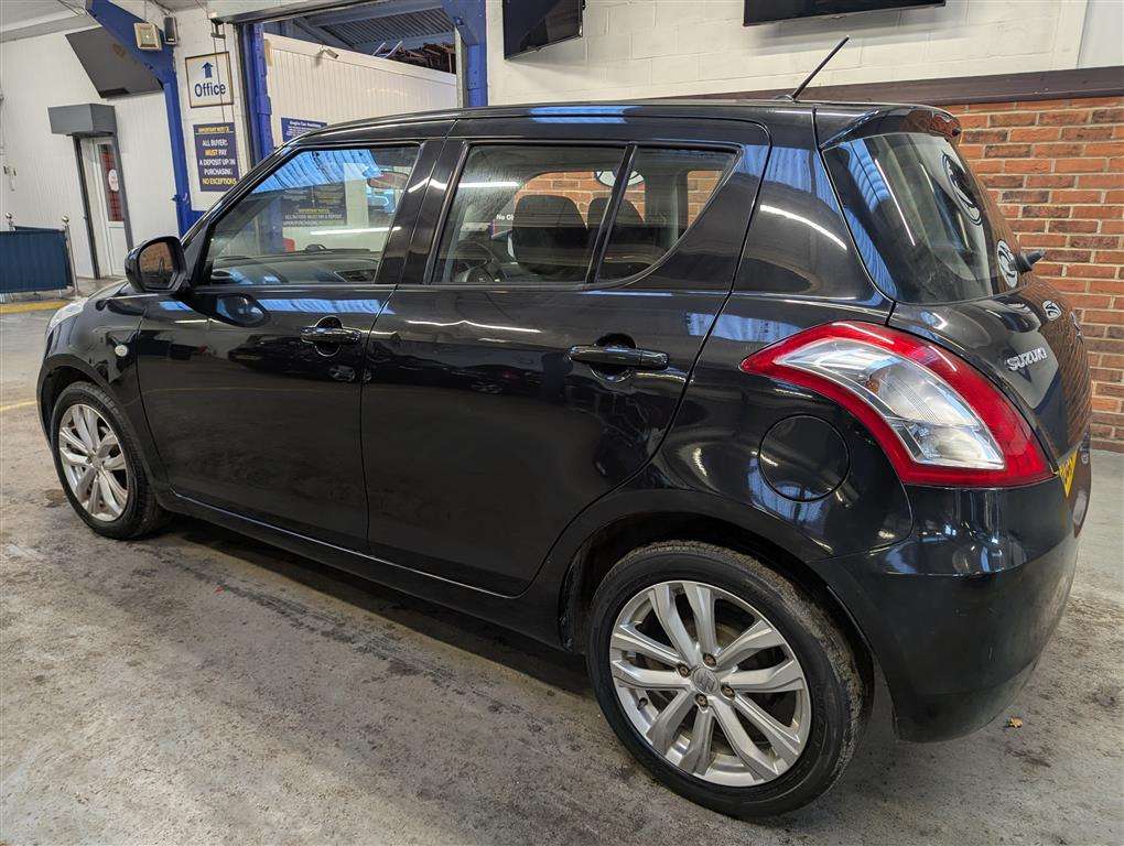 <p>2014 SUZUKI SWIFT SZ3</p>