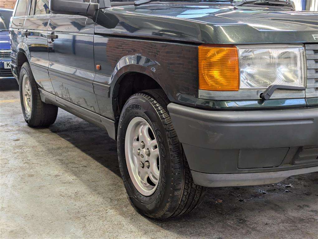 <p>1999 LAND ROVER RANGEROVER 2.5 DT AUTO</p>