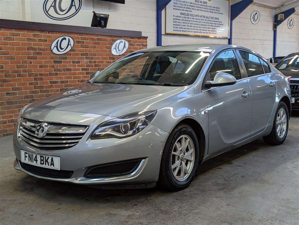 <p>2014 VAUXHALL INSIGNIA DSIGN NAV CDTI E</p>