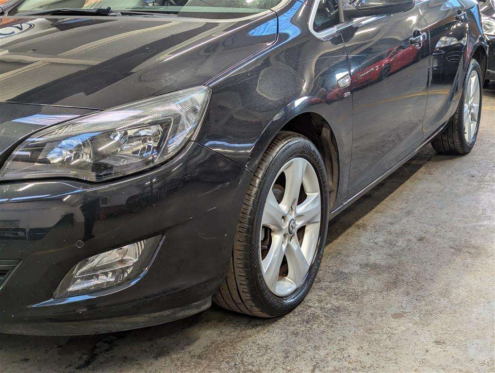 <p>2011 VAUXHALL ASTRA SRI</p>