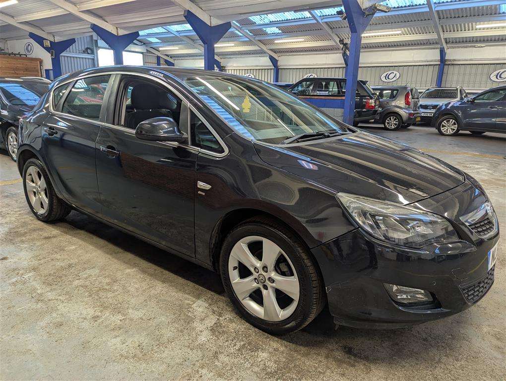 <p>2011 VAUXHALL ASTRA SRI</p>