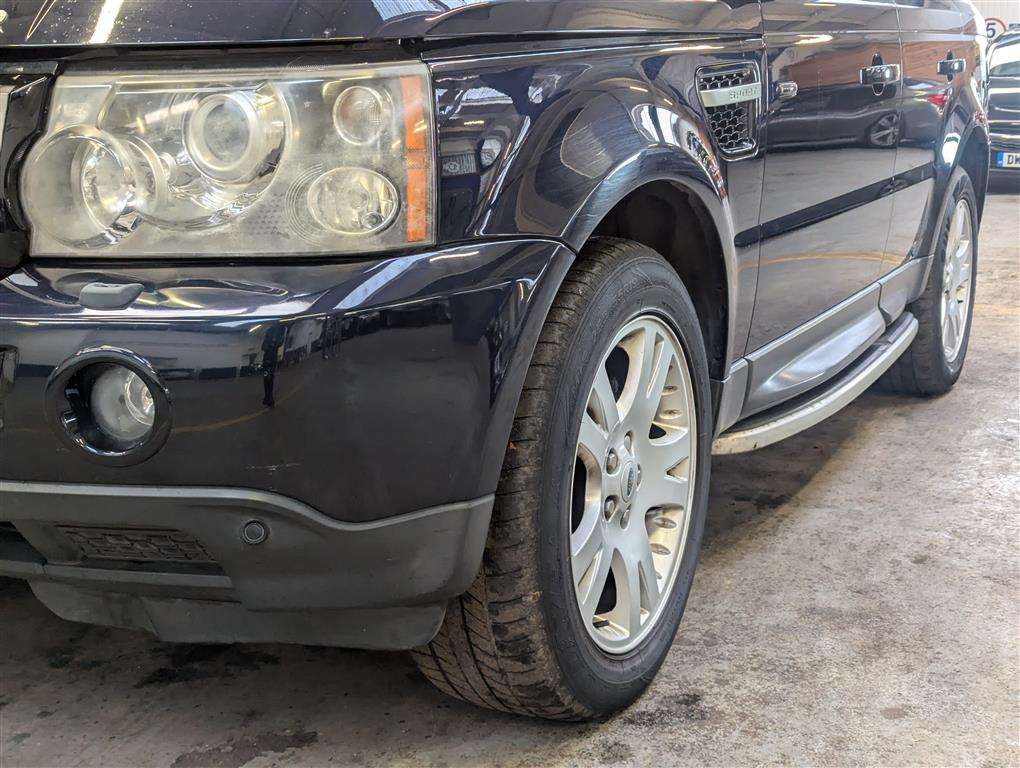 <p>2006 LAND ROVER RANGEROVER SPT TDV6 HSE AUTO</p>