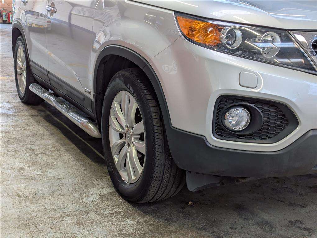 <p>2011 KIA SORENTO KX-3 CRDI 4X4</p>