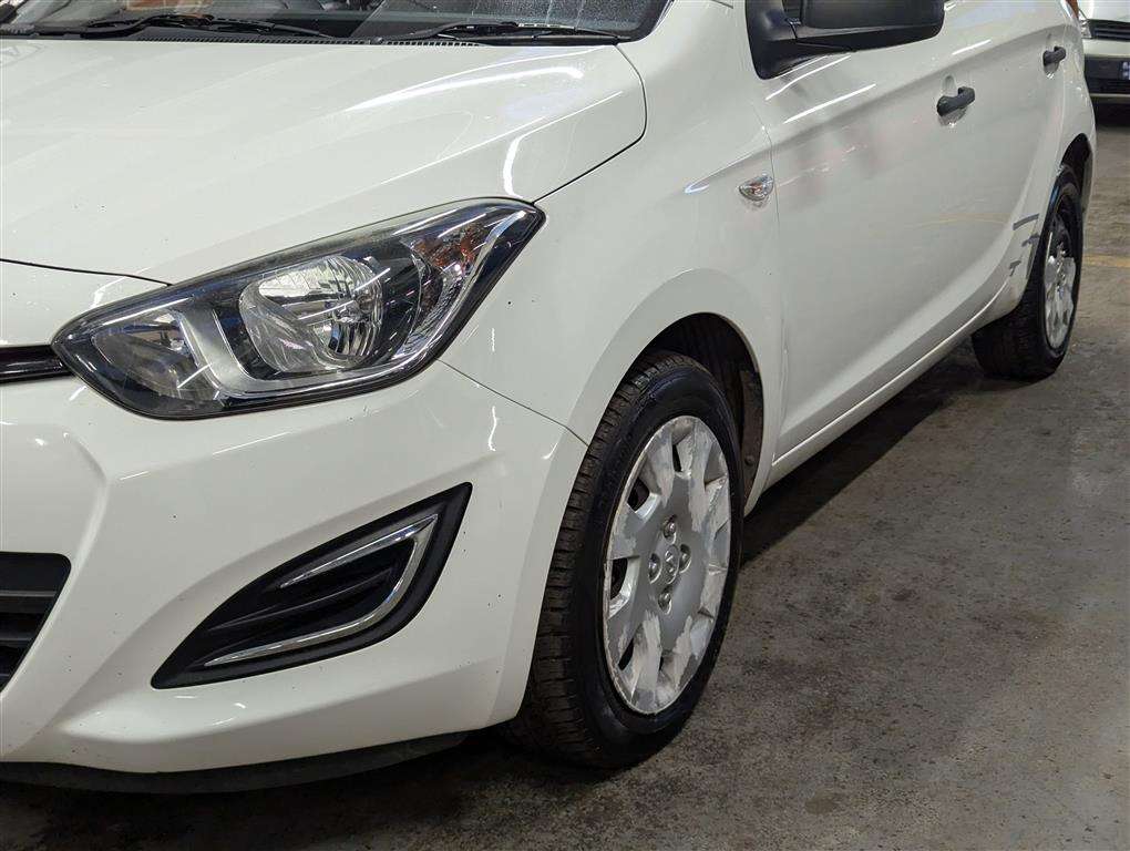 <p>2013 HYUNDAI I20 CLASSIC</p>