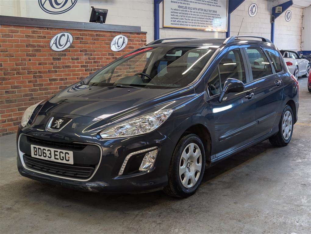 <p>2013 PEUGEOT 308 ACCESS SW HDI</p>