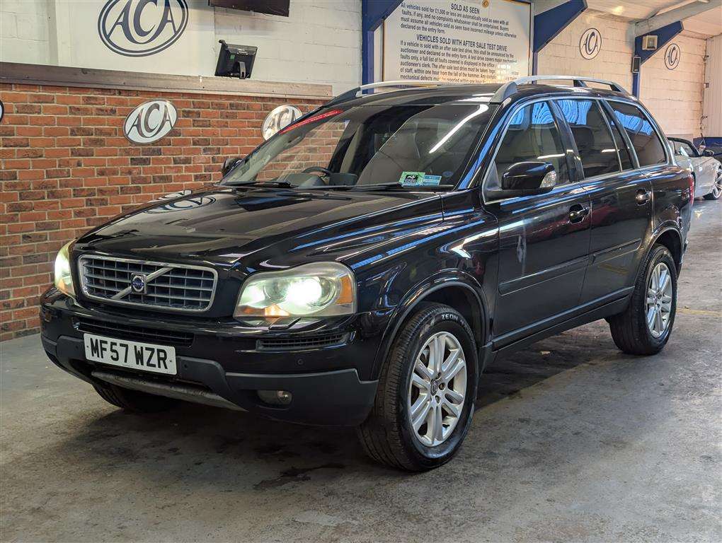 <p>2007 VOLVO XC90 SE LUX D5 AWD AUTO</p>