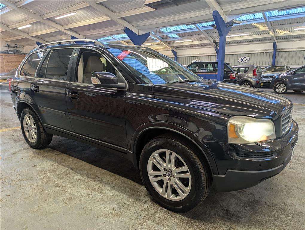 <p>2007 VOLVO XC90 SE LUX D5 AWD AUTO</p>