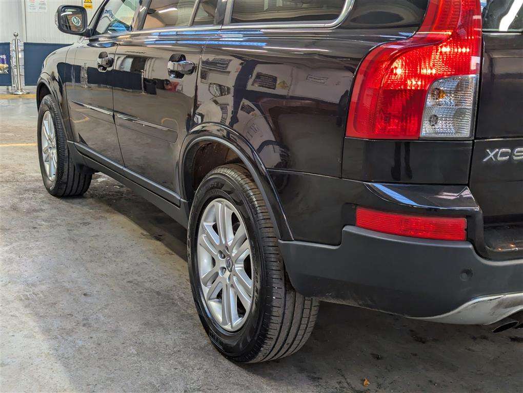 <p>2007 VOLVO XC90 SE LUX D5 AWD AUTO</p>