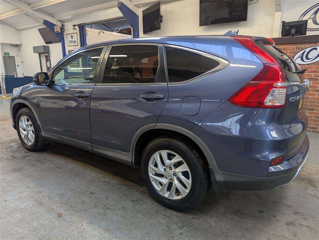 <p>2016 HONDA CR-V SE I-VTEC AUTO</p>