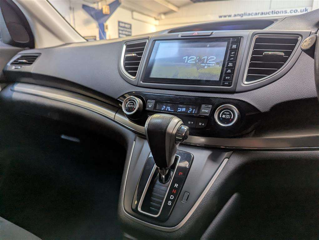 <p>2016 HONDA CR-V SE I-VTEC AUTO</p>