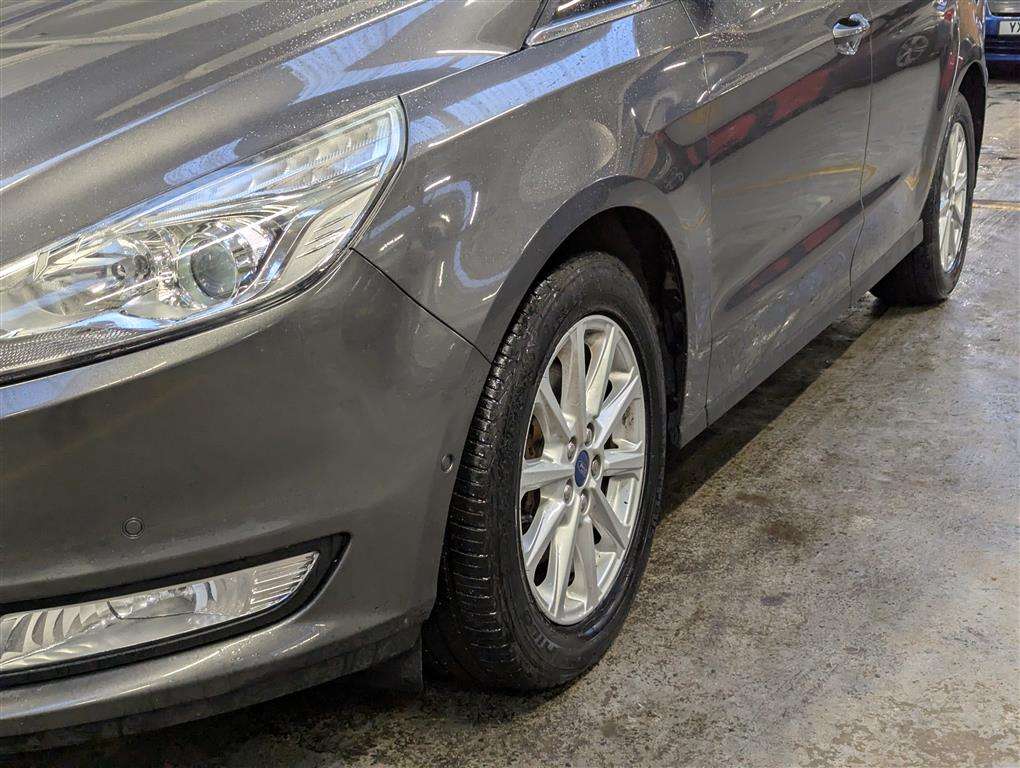 <p>2016 FORD GALAXY TITANIUM X TDCI AU</p>