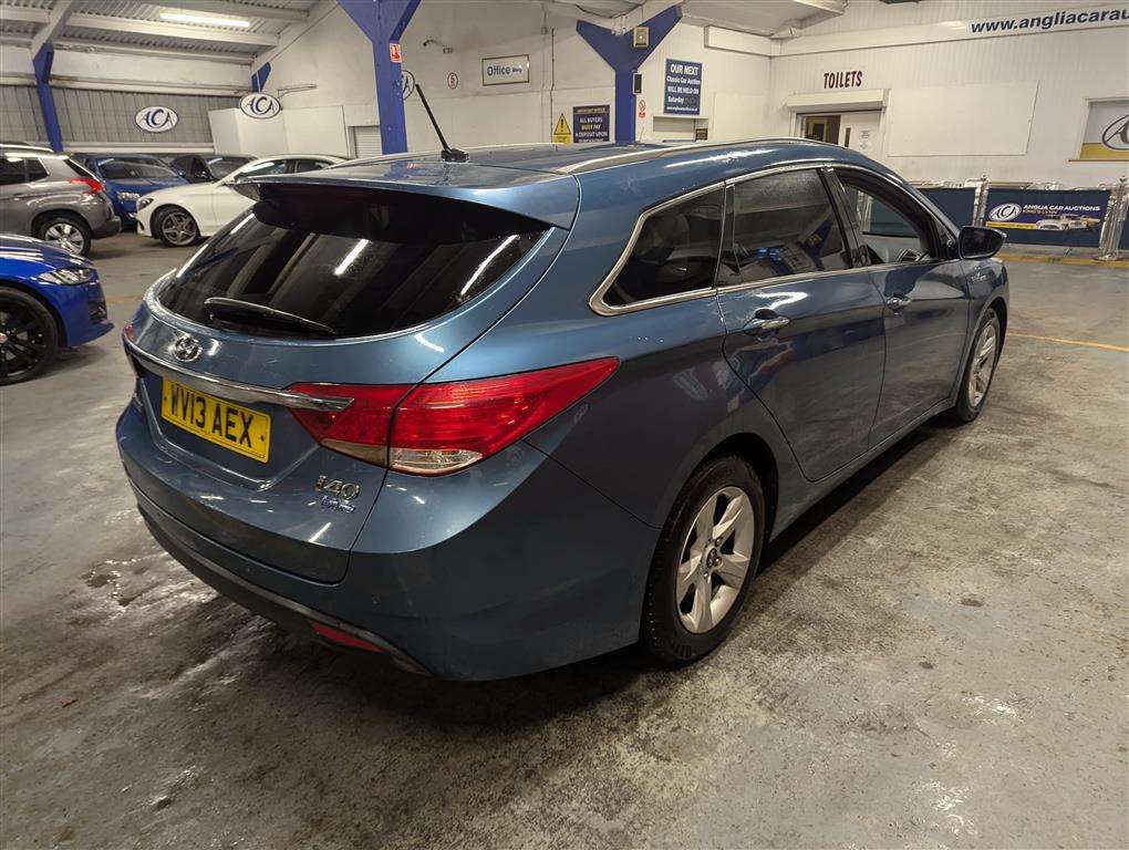 <p>2013 HYUNDAI I40 STYLE BLUE DRIVE CRDI</p>