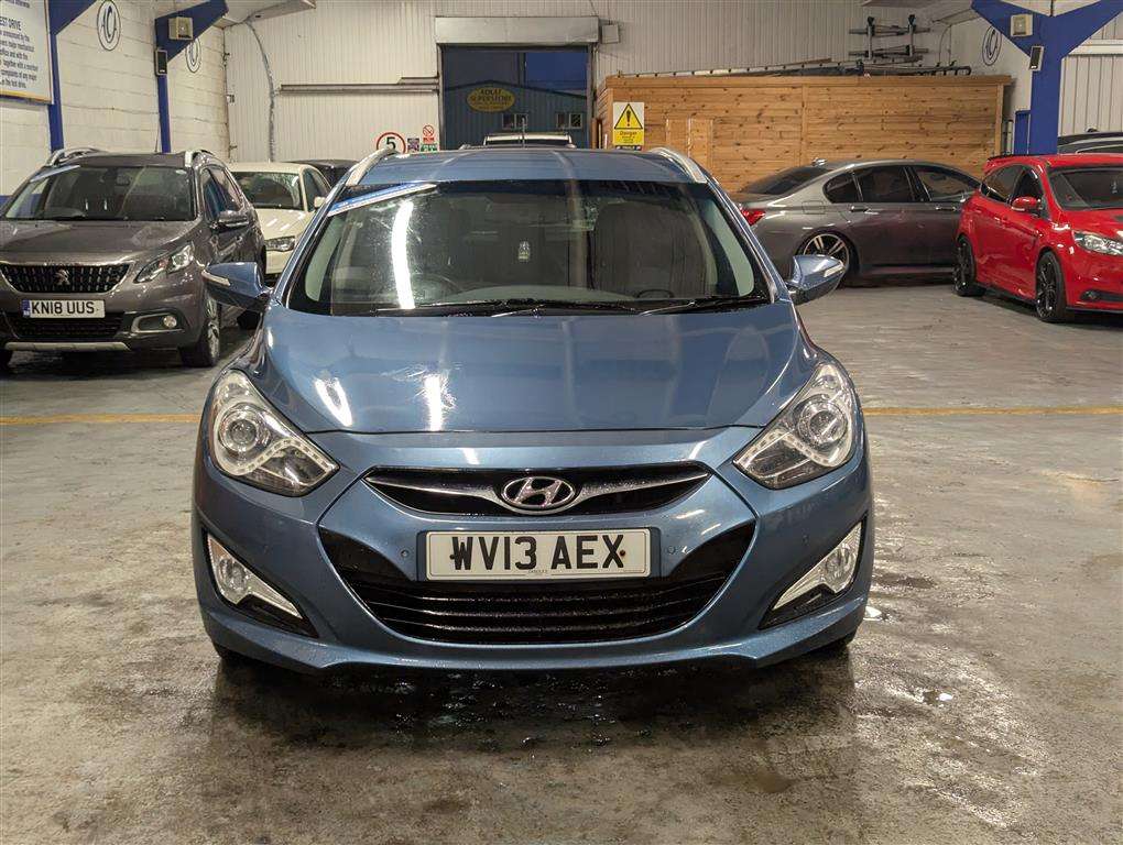 <p>2013 HYUNDAI I40 STYLE BLUE DRIVE CRDI</p>