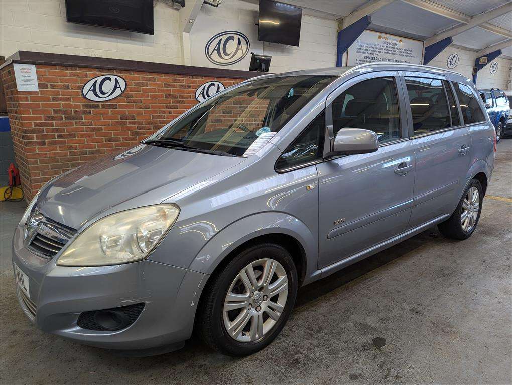 <p>2010 VAUXHALL ZAFIRA DESIGN</p>