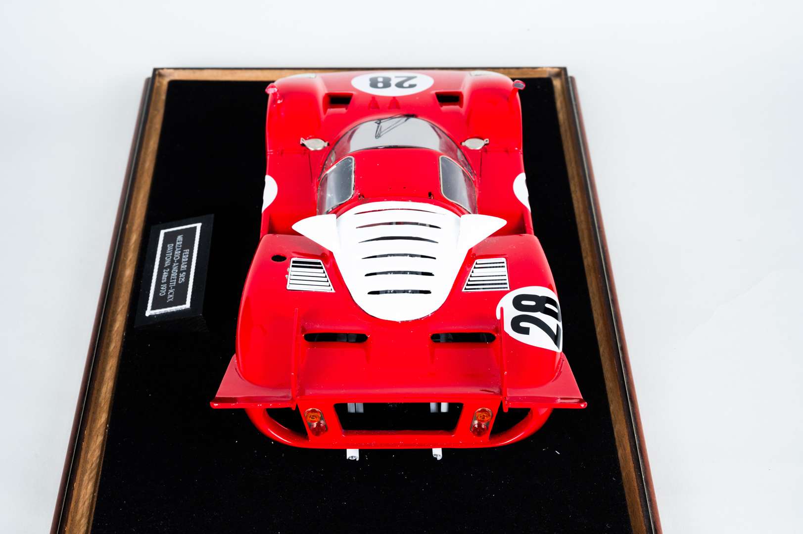 <p>MIDLAND RACING MODELS- FERRARI 1970 Daytona 512S 1:12</p>