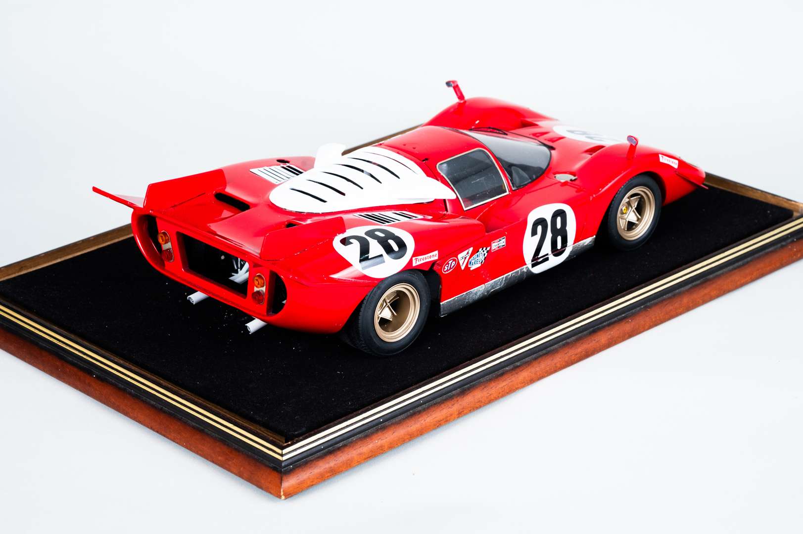 <p>MIDLAND RACING MODELS- FERRARI 1970 Daytona 512S 1:12</p>