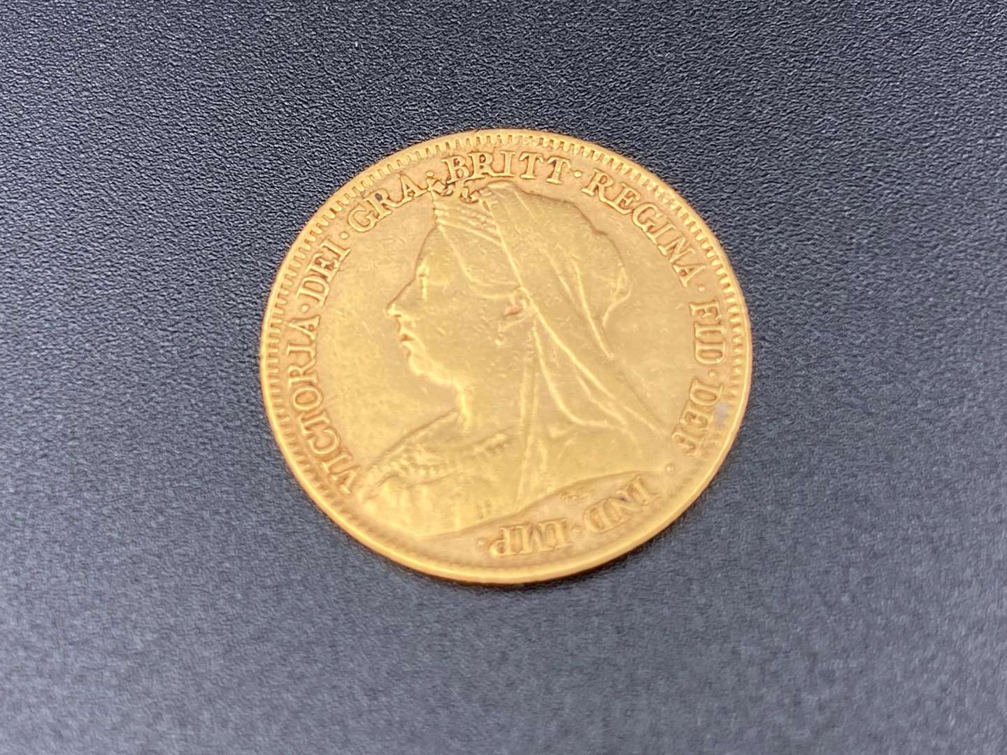 <p>Queen Victoria 1897 half sovereign</p>