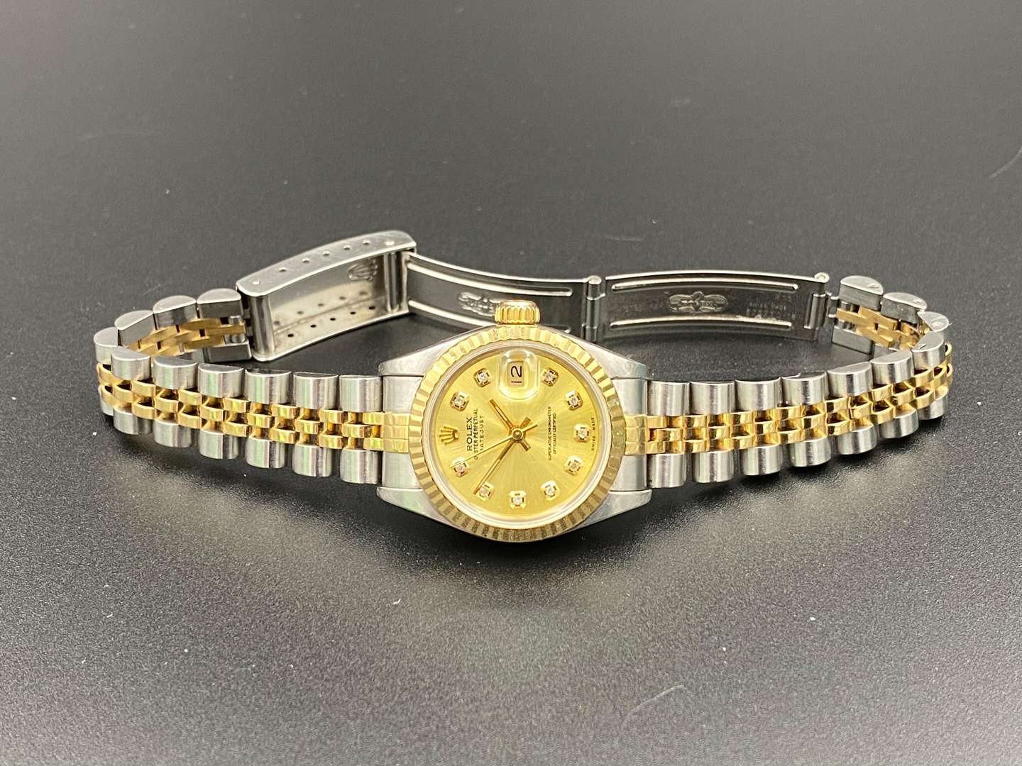 <p>ROLEX Lady-Datejust 69173 X665768 steel and gold wristwatch</p>