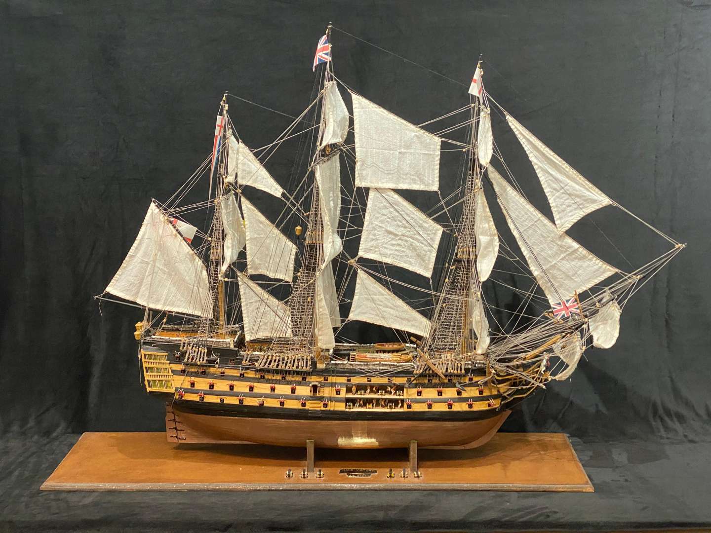 <p>HMS VICTORY first-rate ship-of-the-line scratch built model</p>